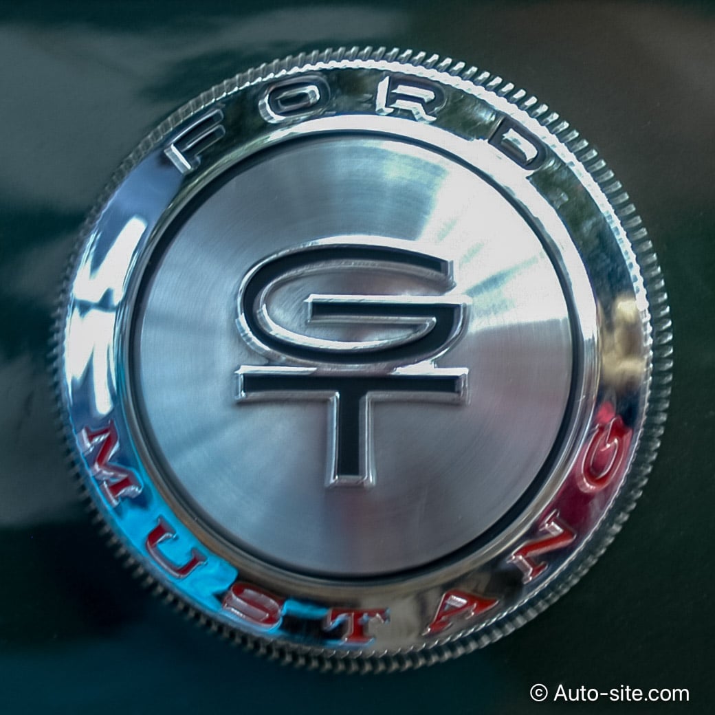 ford mustang gt 1966 fhj477d green rear badge