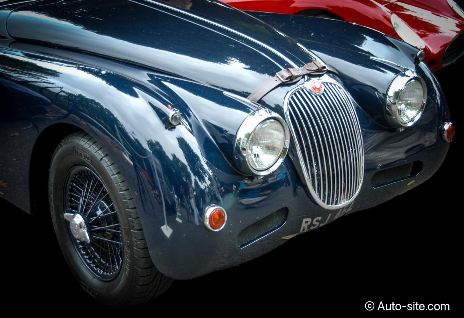 jaguar xk150 fhc fixed head coupe 1959 rsj462 indigo blue front right isolated