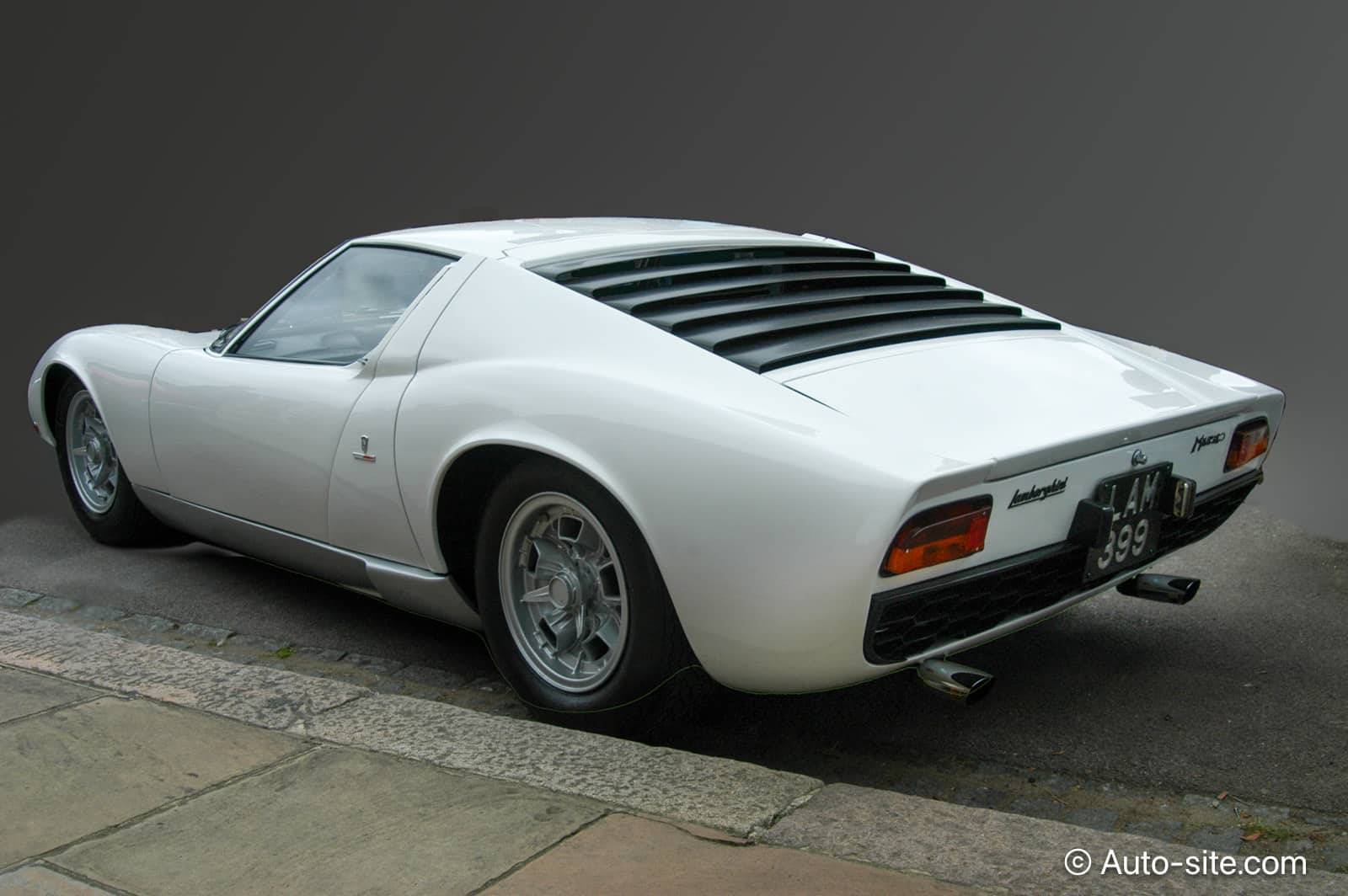 lamborghini miura p400 lam399 white rear left side